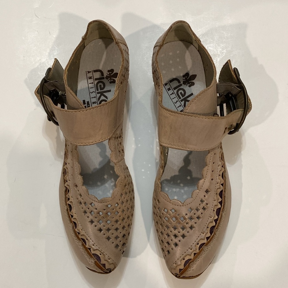 Rieker Antistress Perforated Floral Pattern Leather Heels Shoes Size 37 - Picture 3 of 15